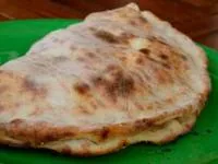 کالزون سوسیس و لادمجان