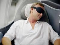 نکاتی برای داشتن خواب بهتر و آسوده در هواپیما
