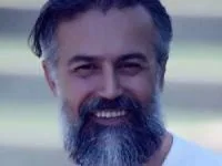 دانیال حکیمی