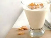 میلک شیک بادام زمینی