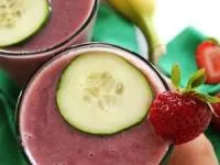 اسموتی توت فرنگی و خیار