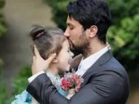 شاهره استخری و دخترش