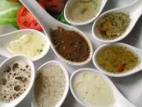 چاشنی سالاد