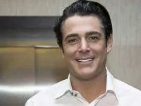 محمدرضا گلزار