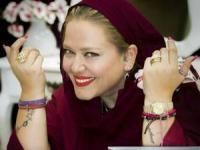 نازنین بیاتی 