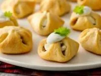 بقچه قارچ و پنیر با یوفکا