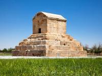 آرامگاه کوروش