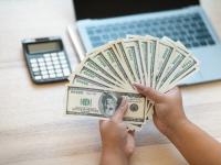 کسب درآمد دلاری