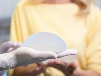 پروتز سینه و تزریق چربی به سینه