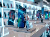 بازار موبایل