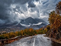 پاییز پربارش