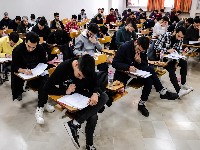 پیرترین داوطلب کنکور