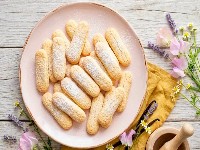 بیسکویت لیدی فینگر