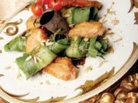 سالاد اسفناج با بال دودی