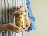 تهیه کنسرو قارچ