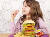 پرخوری کودکان