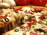 پیتزا قارچ و گوشت