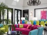 اتاق پذیرایی شیک با لوستر