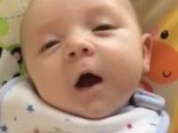 نوزاد 7 هفته ای