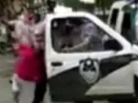 رفتار جنجالی پلیس
