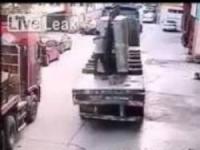 سقوط بار شیشه