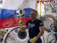 بازی فوتبال در فضا