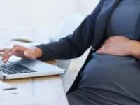 زنان باردار شاغل