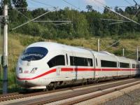 گیرکردن بچه زیر قطار