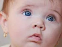 سوراخ کردن گوش کودک