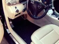 تمیز کردن کفی خودرو
