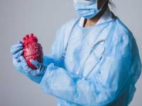 استرنوتومی