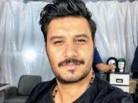 جواد عزتی