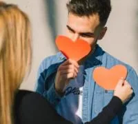 علامت مرد عاشق
