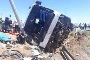 واژگونی اتوبوس