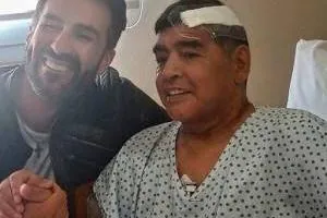 پزشک مارادونا