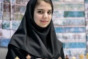 سارا خادم الشریعه
