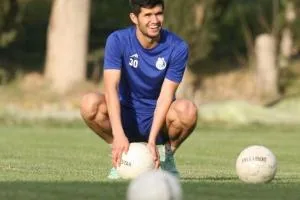 بازیکن استقلال