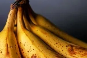 مضرات و عوارض موز