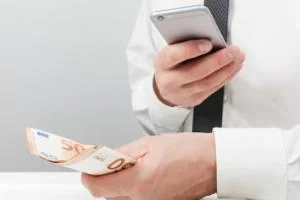 پاداش بازنشستگان