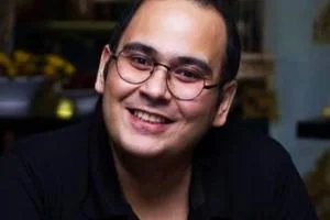 رضا داوودنژاد