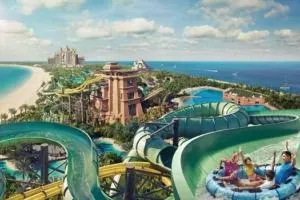 پارک آبی آتلانتیس دبی: جاذبه‌ ای پرطرفدار در جزیره پالم دبی