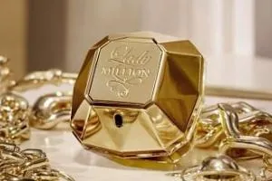 5 عطر زنانه خوشبو با خط بوی بالا