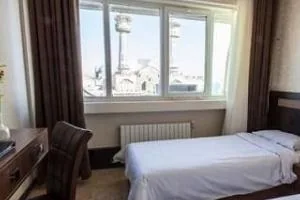 12 تا از بهترین هتل های ارزان در مشهد نزدیک حرم