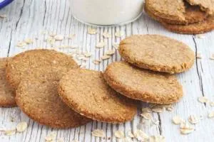 طرز تهیه بیسکوئیت رژیمی در خانه