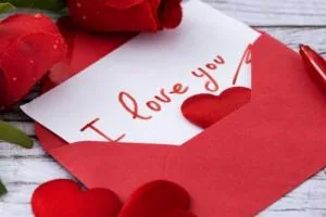 عشق متولدین ماه ها