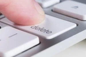 حذف فایل حذف نشدنی