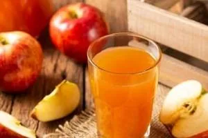 سیاه شدن آب سیب