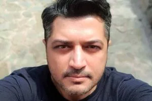 پندار اکبری