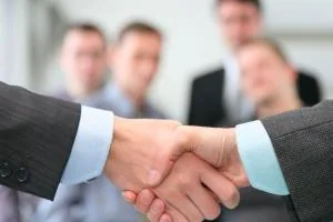 خدمات جامع آواکتان بیزینس برای سازمان‌ها