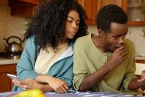 همسر غیر قابل اعتماد